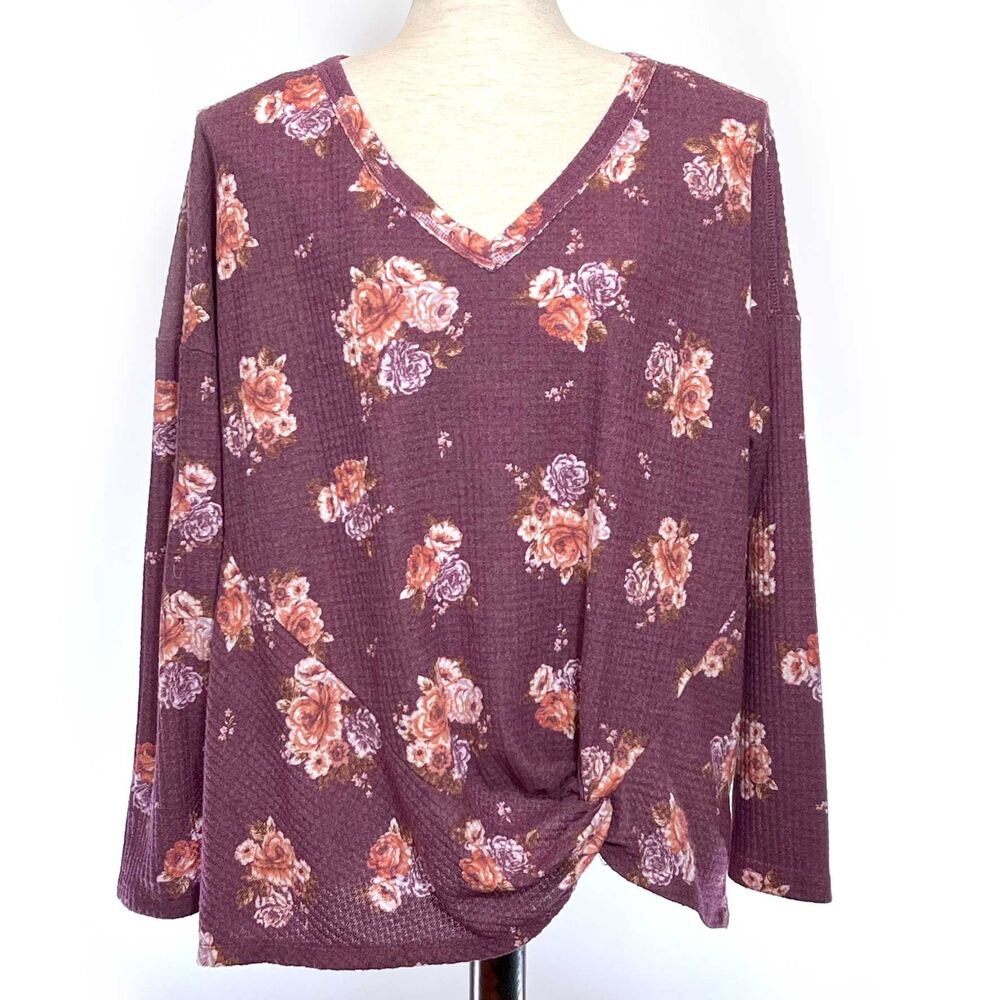 Maurices Plus 2X Maroon Floral Top